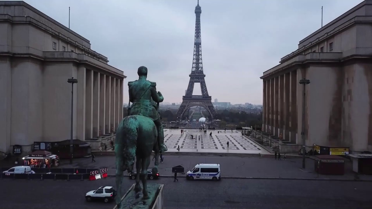 Drone crash paris